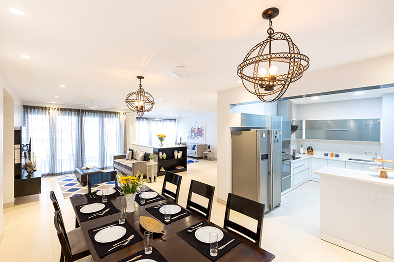 This summer decor ideas, walls in white bring uniformity in calmness everywhere till end of summer decoration for your home.