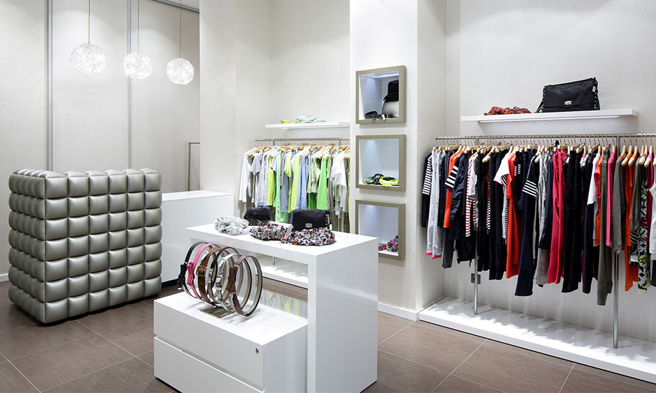Entry closet organisation ideas with as island or a walk-in wardrobe where you can maximise storage space