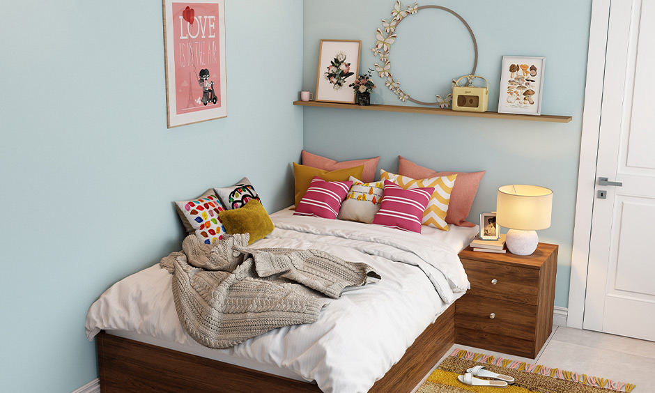 Dormitory bed design with colourful pillows