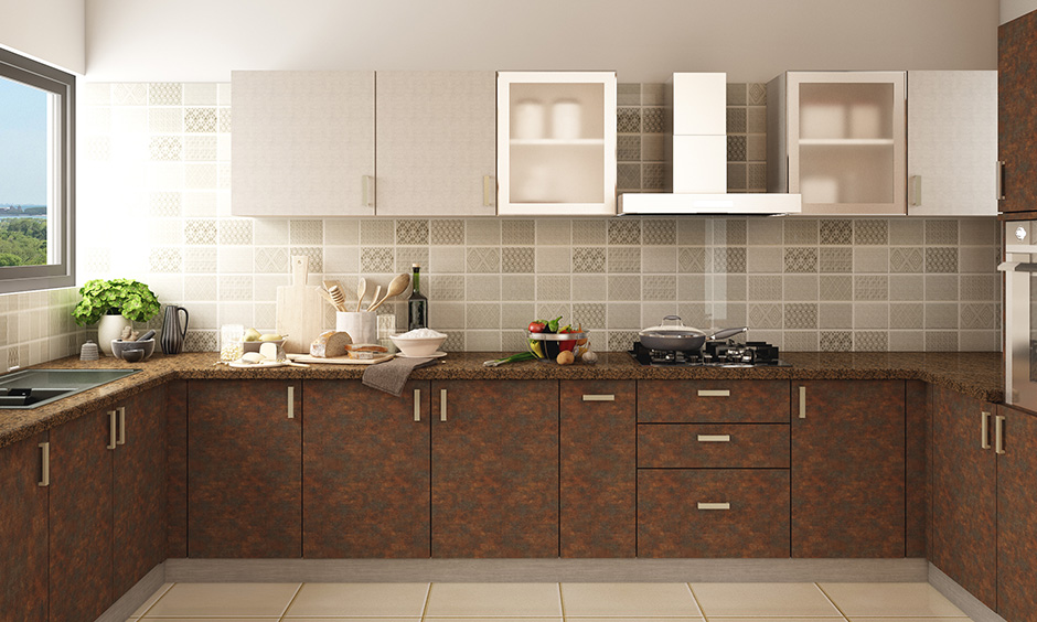 Warm colour scheme and granite finish kitchen wardrobe look and feel cosy.