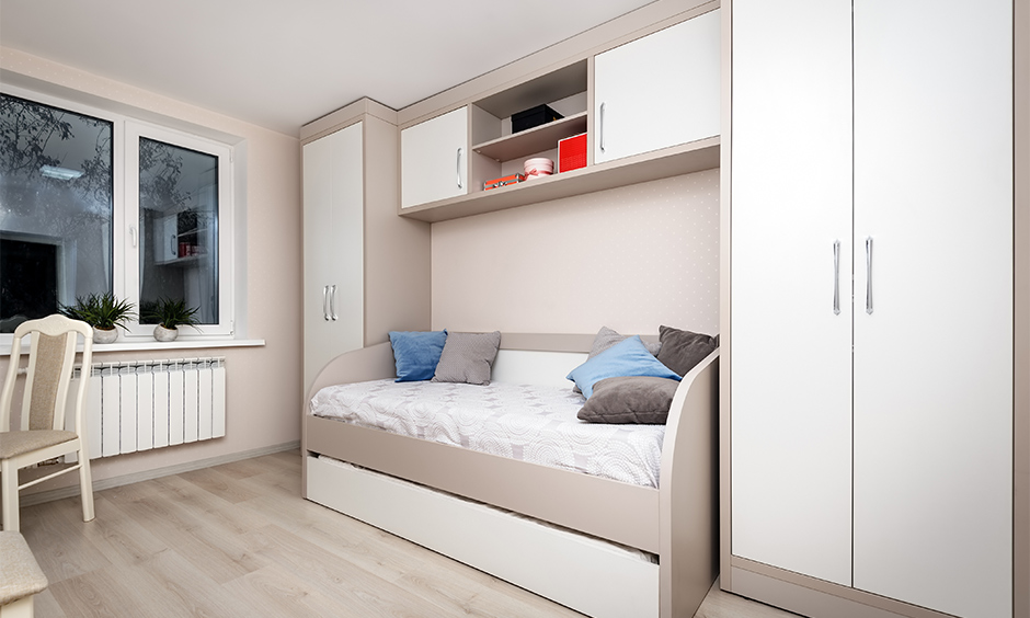 Space-saving sofa bed which gives you an additional seating, storage as well as a comfortable bed