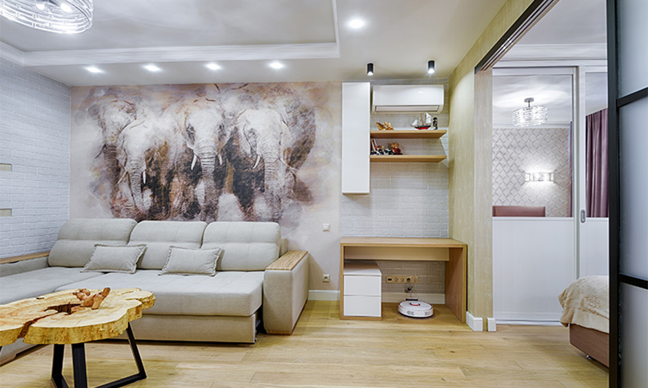Wildlife-themed travel wall decor ideas for the living room to bring nature vibe