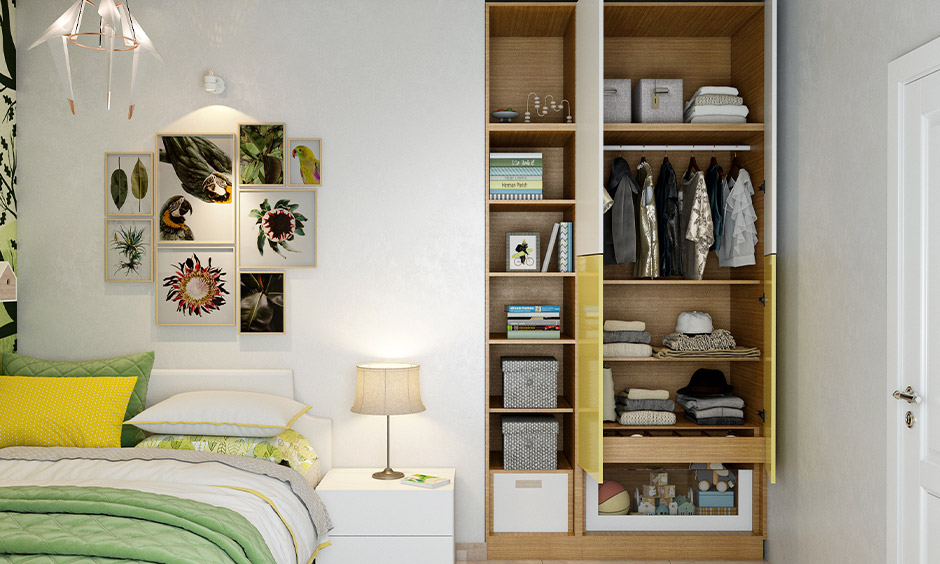 Kid's toy organizer and storage bin in cupboard style
