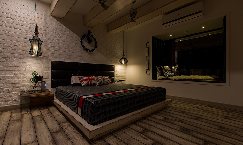 Warm industrial lighting for bedroom goes well