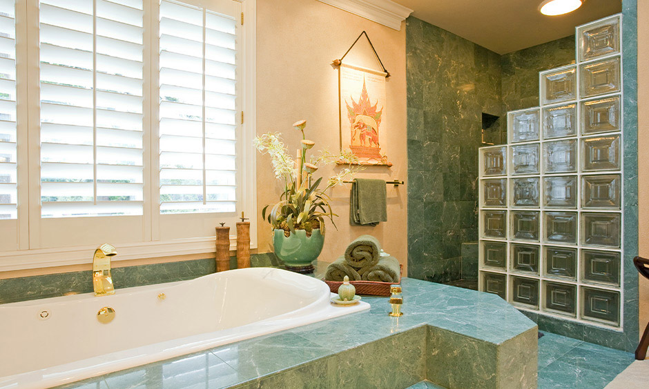 Bluish-grey marble bathroom design to add a persian vibe