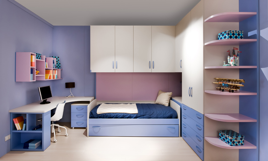 Single bed with pull-out option, which is space-efficient and effortless