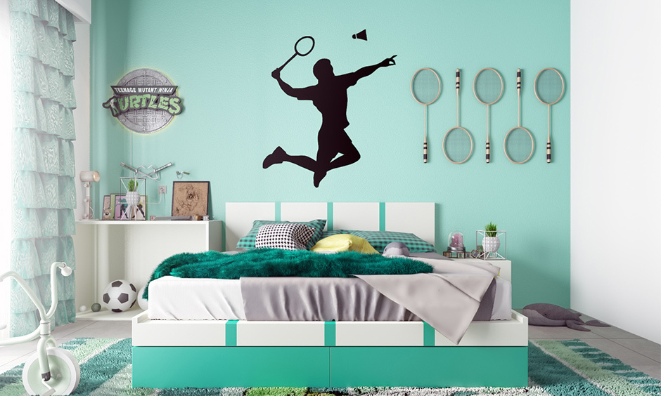 Wall stickers for kids' bedroom with badminton theme